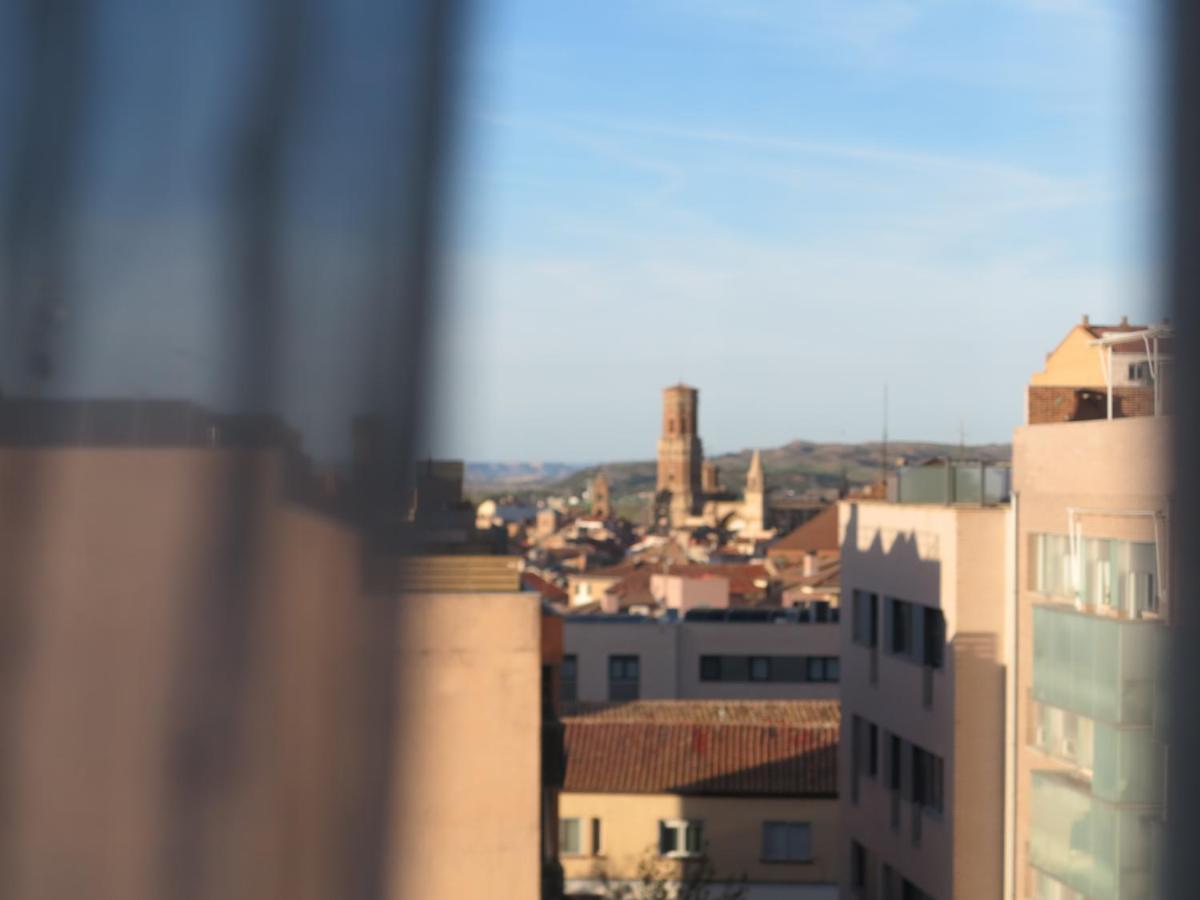 Tudela Balcon De Bardenas Apartment Bagian luar foto