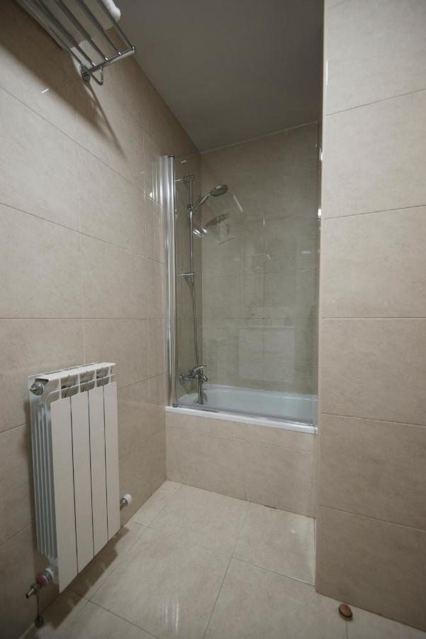 Tudela Balcon De Bardenas Apartment Bagian luar foto