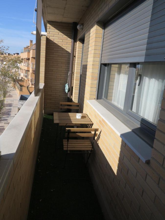 Tudela Balcon De Bardenas Apartment Bagian luar foto